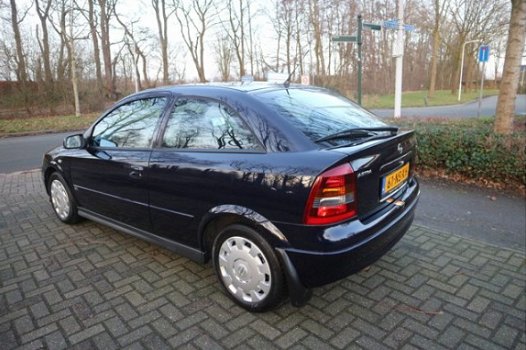 Opel Astra - 1.6-16V Njoy - 1