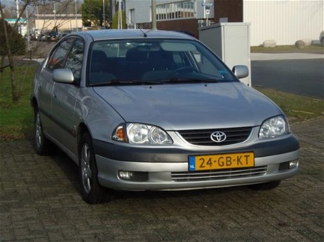 Toyota Avensis - 2.0-16V Linea Sol Nieuwe APK - 1