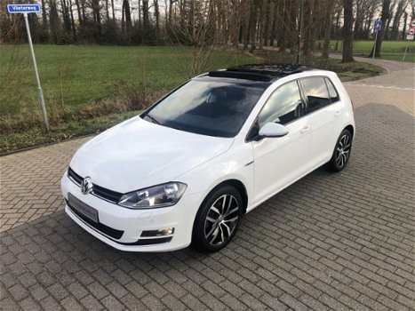 Volkswagen Golf - 1.2 TSI Lounge 