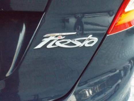 Ford Fiesta - 1.25 82pk Ghia - 1