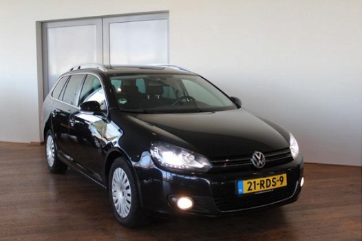 Volkswagen Golf Variant - 1.6 TDI Highline *DSG*NAV*PDC*Cruise*Haak*PANO*LED - 1