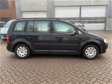 Volkswagen Touran - 1.6-16V FSI Athene