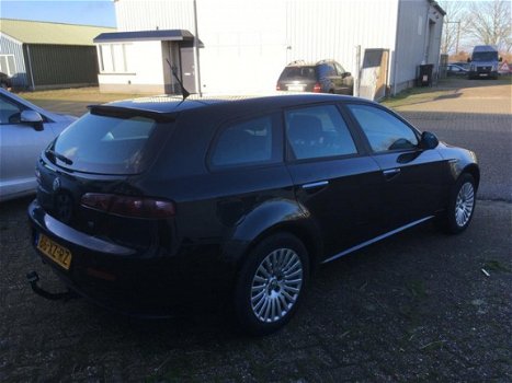 Alfa Romeo 159 Sportwagon - 1.8 mpi Impression (climate, cruise, trekhaak) - 1