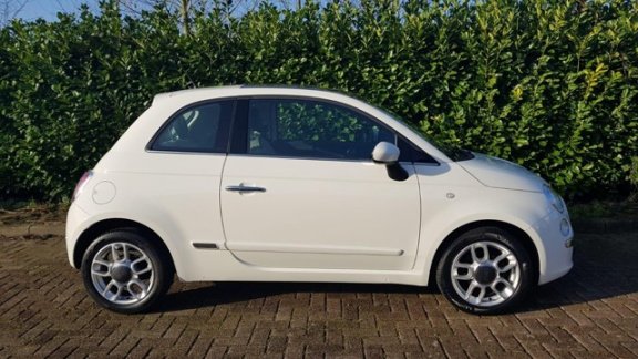 Fiat 500 - 1.2 Lounge Automaat Airco 72.764 km NAP Pano dak zeer netjes - 1