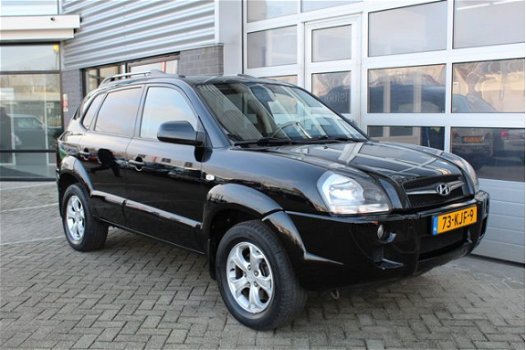 Hyundai Tucson - 2.0i Style Supreme Leder Navigatie 1ste eigenaar N.A.P - 1