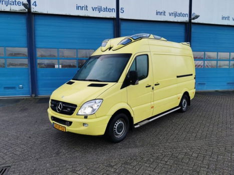 Mercedes-Benz Sprinter - SPRINTER 319cdi Ambulance RTW KTW - 1