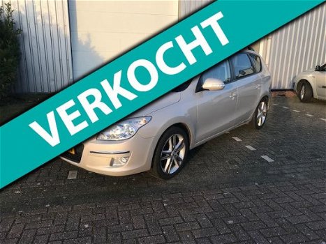 Hyundai i30 CW - 1.6i i-Catcher - 1