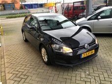 Volkswagen Golf - 1.6 TDI Comfortline BlueMotion