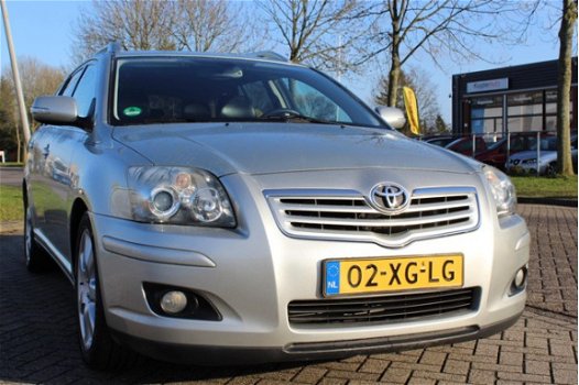 Toyota Avensis Wagon - 2.0 VVTi Executive Business AUTOMAAT NAVI CLIMATE LEDER - 1