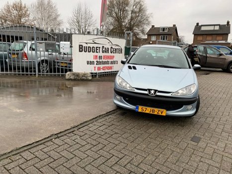 Peugeot 206 - 1.4 XS Premium APK bij aflevering - 1