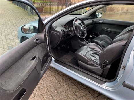 Peugeot 206 - 1.4 XS Premium APK bij aflevering - 1