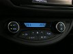 Toyota Yaris - 1.5 Hybrid Dynamic - 1 - Thumbnail