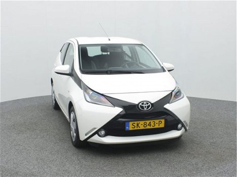 Toyota Aygo - 1.0 Vvt-I X-Nav - 1