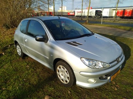 Peugeot 206 - 1.4 Air-line SUPER LEUKE AUTO MET APK DUS ECHT GOEDKOOP RIJDEN OF KOM LANGS - 1