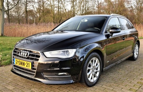 Audi A3 Sportback - 1.6 TDI ultra Edition *2e Eigenaar zeer nette staat*LEDER*APK okt-2020 - 1