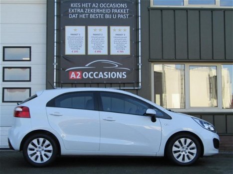 Kia Rio - 1.2 CVVT 5 Deurs, LM Velgen, Dealer onderhouden, Airco - 1