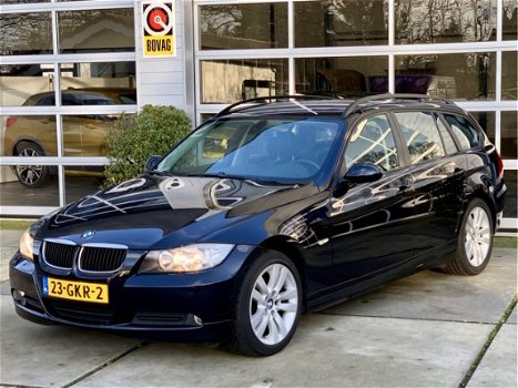 BMW 3-serie Touring - 318i Business Line Leer, Navi, Cruise, Bovag garantie - 1