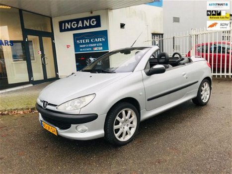 Peugeot 206 CC - 2.0-16V Bj 2002 Km 134000 NAP Nieuw APK Nette Wagen - 1