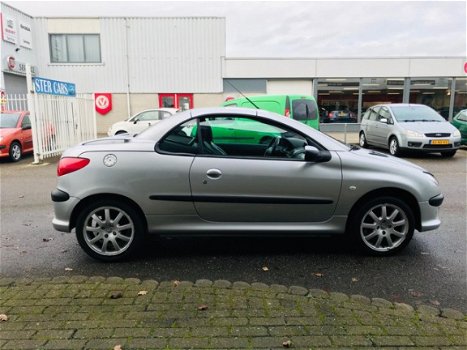 Peugeot 206 CC - 2.0-16V Bj 2002 Km 134000 NAP Nieuw APK Nette Wagen - 1