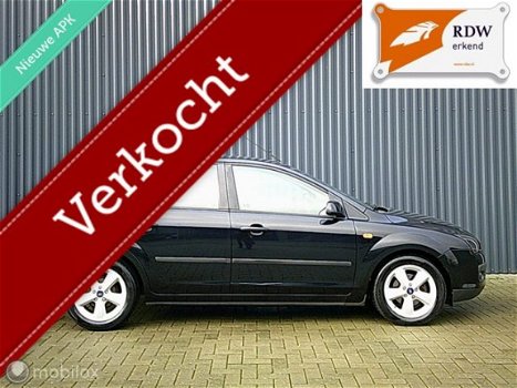 Ford Focus - 1.6-16V Futura Nw APK NAP 1ste Eigen Dealeronderh - 1