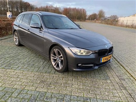 BMW 3-serie Touring - 320d High Executive Upgrade 184 PK PANO LED *VOL - 1