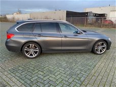 BMW 3-serie Touring - 320d High Executive Upgrade 184 PK PANO LED *VOL