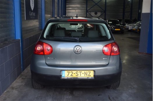 Volkswagen Golf - 1.4 FSI Businessline ZEER NETTE AUTO/NAVIGATIE/LMV/CRUISE/AIRCO/NEW APK 02-'21/NAP - 1