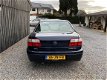 Opel Omega - 2.2i-16V Business Edition | Automaat | Cruise Control | Autom. Airco | Xenon | Trekhaak - 1 - Thumbnail