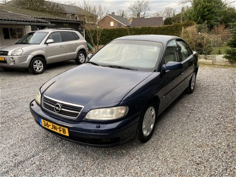 Opel Omega - 2.2i-16V Business Edition | Automaat | Cruise Control | Autom. Airco | Xenon | Trekhaak - 1