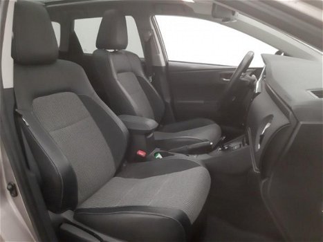 Toyota Auris Touring Sports - 1.8 Hybrid Lease pro Auto | navigatie | climate control | parkeercamer - 1