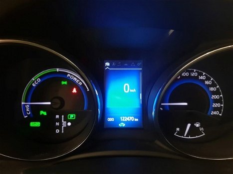 Toyota Auris Touring Sports - 1.8 Hybrid Lease pro Auto | navigatie | climate control | parkeercamer - 1