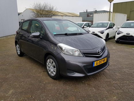 Toyota Yaris - 1.3 VVT-i Aspiration - 1