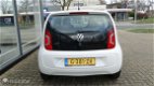 Volkswagen Up! - 1.0 take up 2012, benzine, handgeschakeld - 1 - Thumbnail