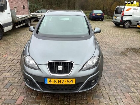 Seat Altea XL - 1.6 TDI Ecomotive Style Nieuwe apk Zeer nette auto - 1