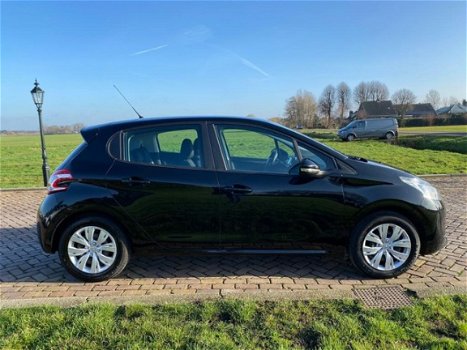 Peugeot 208 - Active 1.2 Airco 5Drs Elec-ram Cruise-co - 1