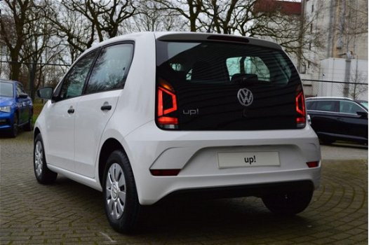 Volkswagen Up! - 1.0 BMT 60PK take up / AIRCO / RADIO / USB (VSB:26085) - 1