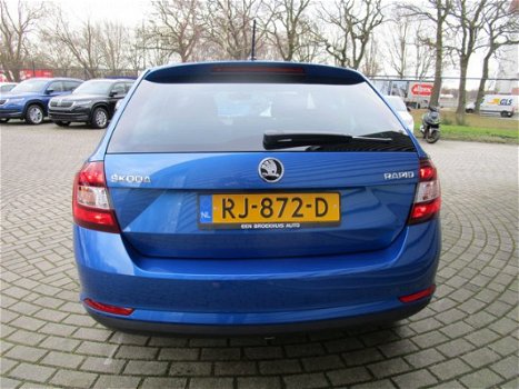 Skoda Rapid Spaceback - Uniek 5000 km 1.0 TSI 95PK AUTOMAAT/NAVI/TREKHAAK/CLIMA/DRIVE - 1