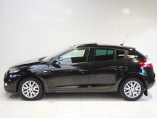 Renault Mégane - 1.5 Dci 110pk Bose | Panoramadak | Achteruitrijcamera | PDC V+A | Bose Audio | Trek