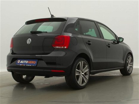 Volkswagen Polo - 1.4-16V Highline WD83543 | Navi | Cruise | Elektrische ramen | - 1