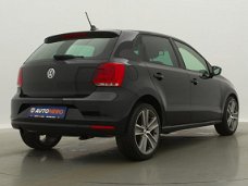 Volkswagen Polo - 1.4-16V Highline WD83543 | Navi | Cruise | Elektrische ramen |