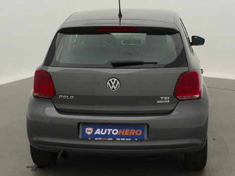 Volkswagen Polo - 1.2 TSI Comfortline BlueMotion JT34161 | Dealer Onderhouden | Airco | Cruise | Rad - 1