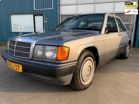 Mercedes-Benz 190-serie - 1.8 E Basic werkelijk een plaatje - 1