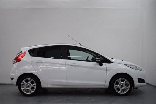 Ford Fiesta - 1.0 5D | White Edition | NAVI | - 1