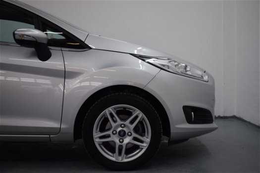 Ford Fiesta - 1.0 EcoBoost 100PK Titanium | VOORRUITVERW | AUT. AIRCO | TREKHAAK | - 1