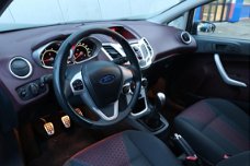 Ford Fiesta - 1.6 Titanium | Airco / MF-Stuur / Nette Auto