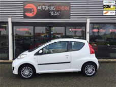 Peugeot 107 - 1.0-12V Urban Move .1e eigenaar, vol optie, s, airco, toereteller, cd, cv, elec ramen,