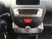 Peugeot 107 - 1.0-12V Urban Move .1e eigenaar, vol optie, s, airco, toereteller, cd, cv, elec ramen, - 1 - Thumbnail