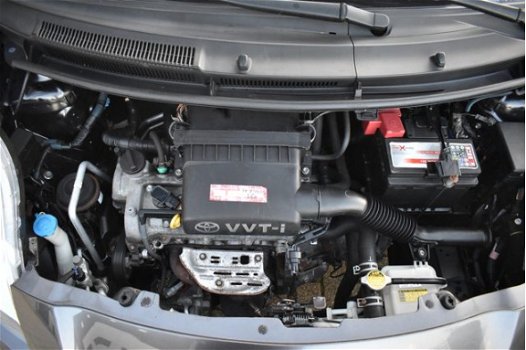 Toyota Yaris - 1.3 VVTi Terra Speciale Uitvoering S-line - 1