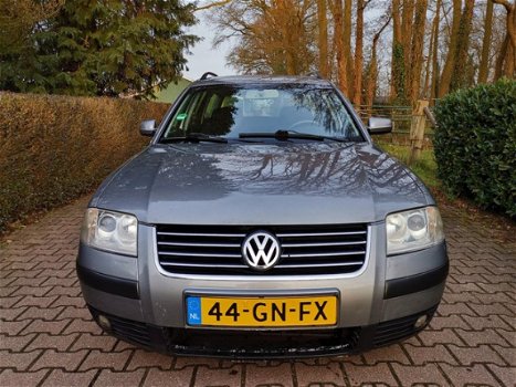 Volkswagen Passat Variant - 1.8 Turbo Comfortline | Nieuwe apk | 19'' lichtmetaal - 1