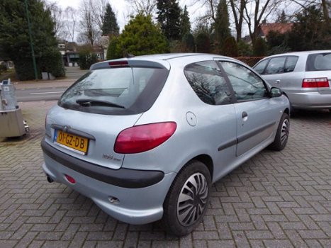 Peugeot 206 - 2.0 HDi XS Garantie|NweWinterbanden|Distrb.Vervangen - 1